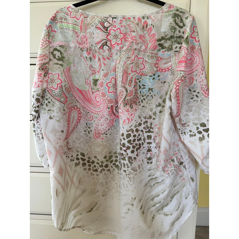 Chico's Floral Blouse Women's Size Large 2 Pink Green Animal Print Sheer Top - Picture 6 of 7